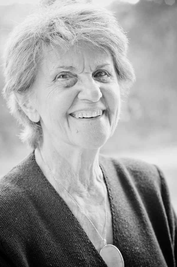 Джоан Верникос