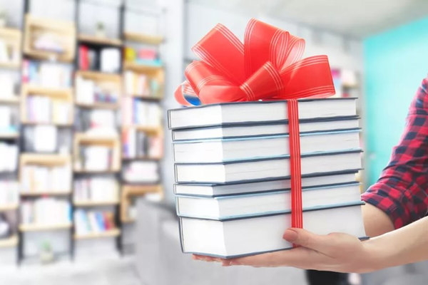 6. Книгодарителска акция: Зов за помощ от хора с просветителска мисия и без бюджет